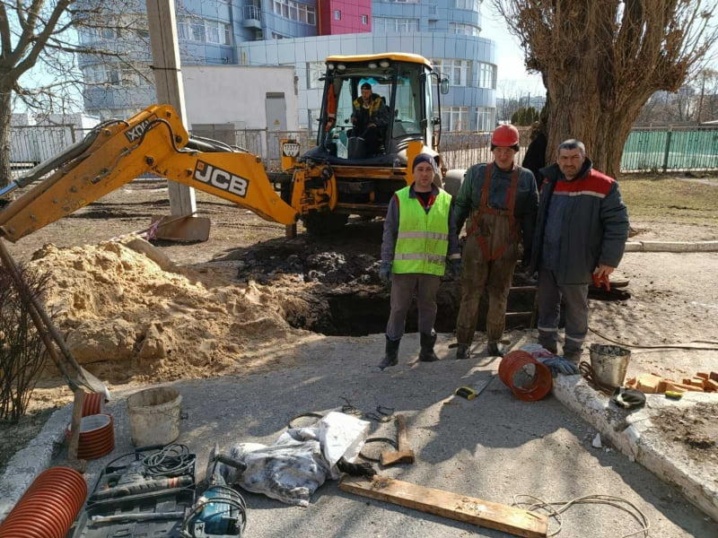 КП «Харківводоканал» комплексно проводить ремонтні роботи