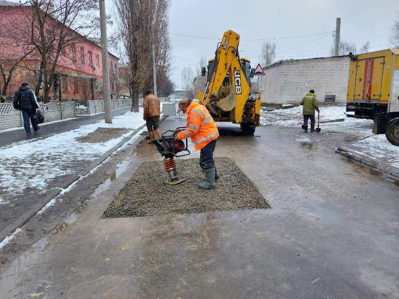 У Харкові за вихідні ліквідували 18 аварій на мережах