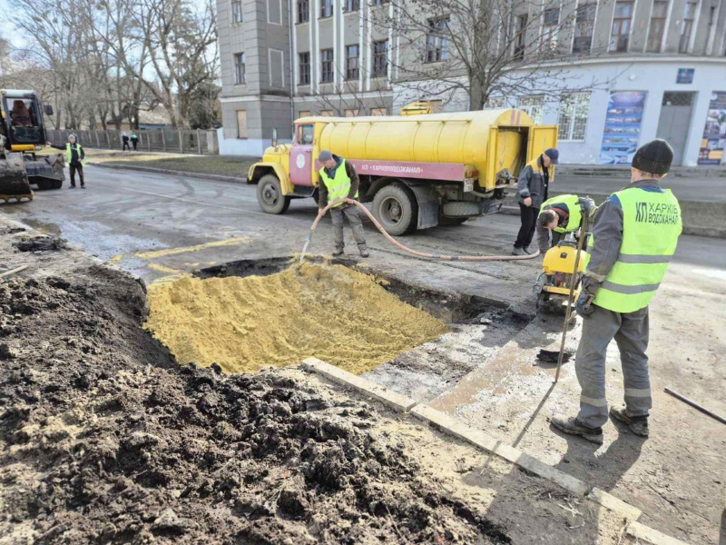 У Немишлянському районі ліквідували складне пошкодження на мережі