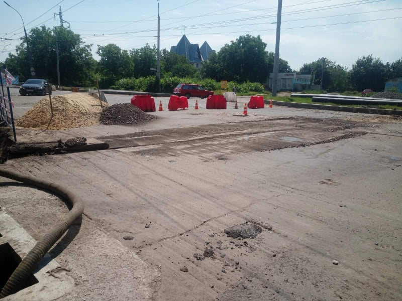 У Немишлянському районі перекладають мережі водопостачання
