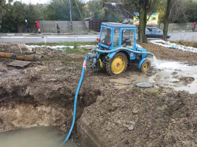 У селищі Пісочин відновили водопостачання