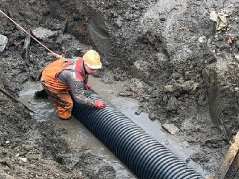 КП «Харківводоканал» відновлює зруйновані каналізаційні колектори