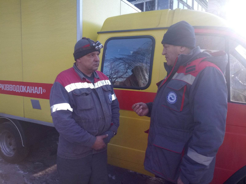 На вулиці Москалівській замінюють внутрішньобудинкові системи