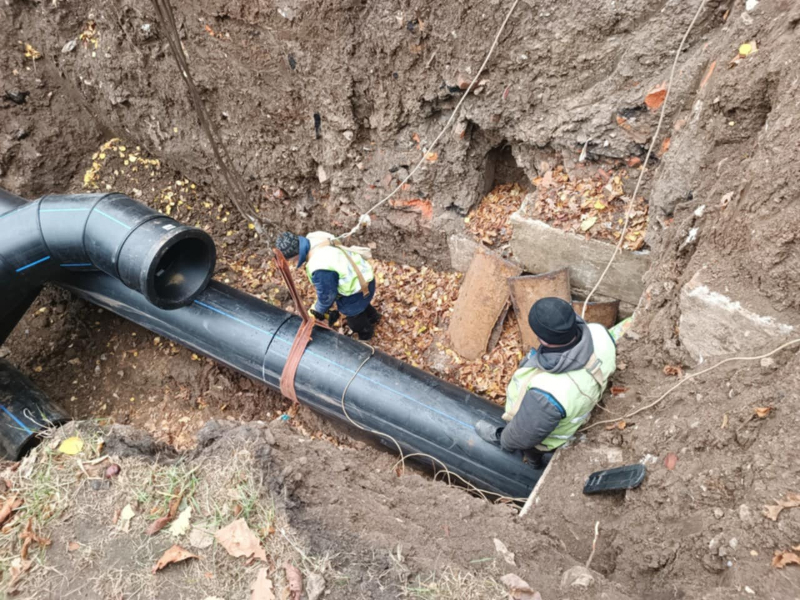 У Шевченківському районі змінюють водовід
