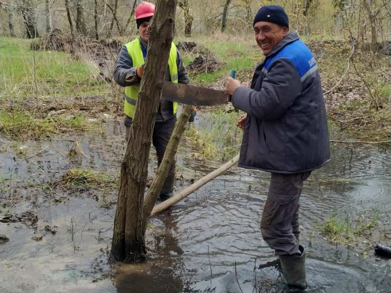 У Харкові відновлюють пошкоджені водоводи