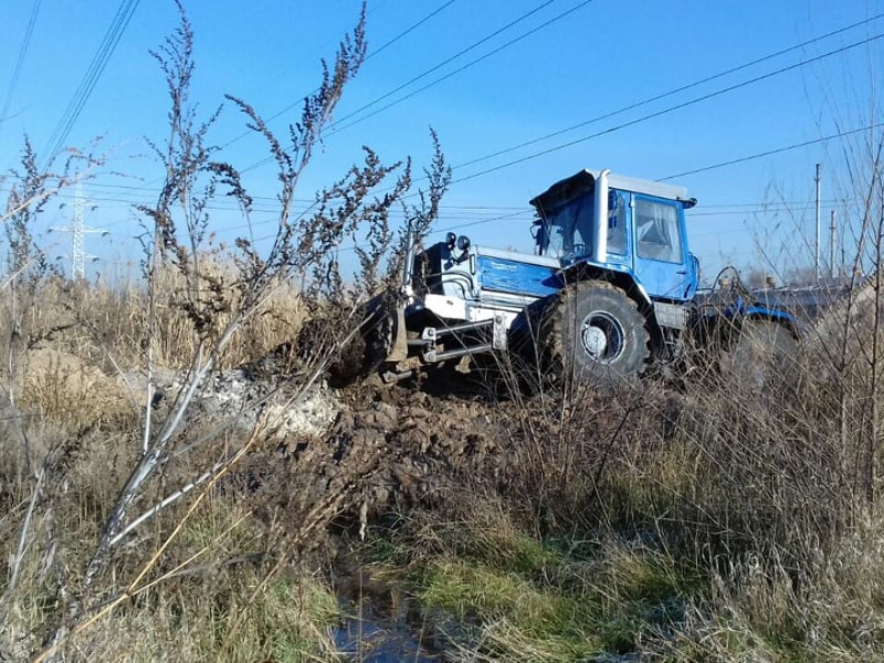 У Новобаварському районі перекладають мережі водопостачання