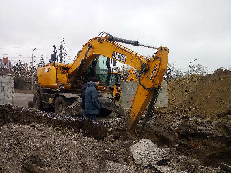 У Київському районі оперативно ліквідували складну аварію