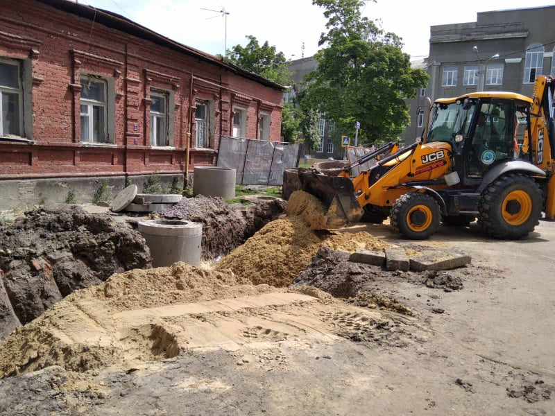 На вулиці Рижівській замінили мережі водопостачання