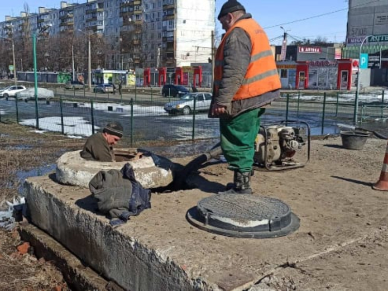 У Новобаварському районі відновлюють подачу води харків'янам