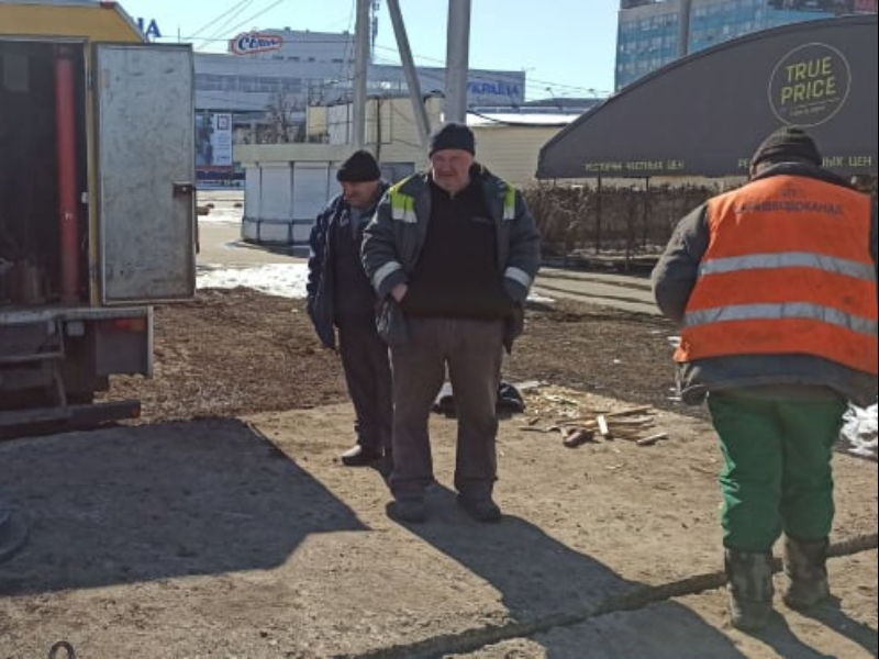 У Новобаварському районі відновлюють подачу води харків'янам