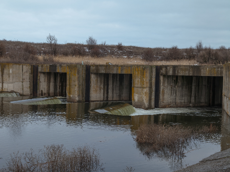 Краснопавлівське водосховище поповнилося водою з Дніпра