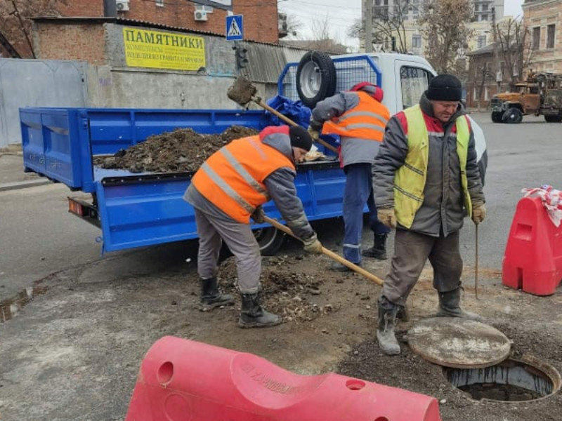 КП «Харківводоканал» комплексно проводить ремонтні роботи на мережах