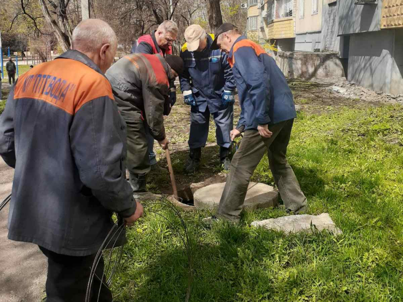КП «Харківводоканал» комплексно проводить ремонтні роботи на мережах