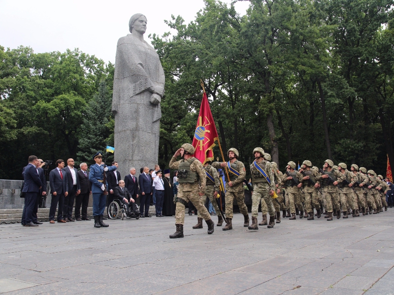 На Меморіалі Слави вшанували пам'ять визволителів Харкова