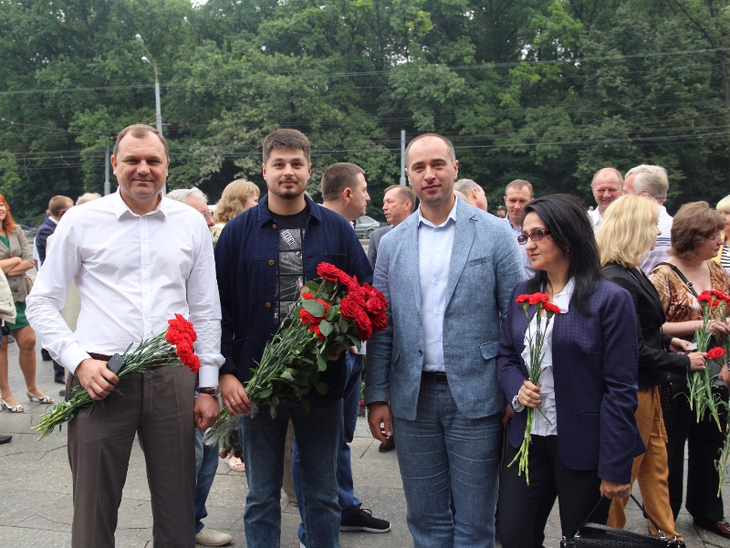 На Меморіалі Слави вшанували пам'ять визволителів Харкова