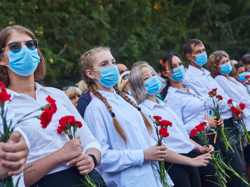 На Меморіалі Слави вшанували пам'ять героїв-визволителів Харкова
