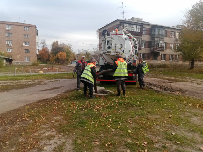 В Основ'янському районі прочищено 45 км зовнішніх мереж водовідведення