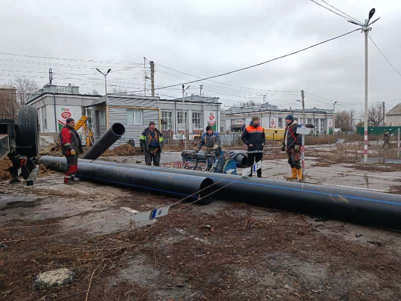 На Полтавському Шляху оперативно завершили  перекладання ділянки водоводу