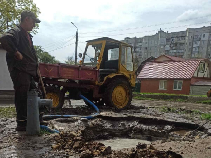 За тиждень у Харкові усунули понад 30 поривів на водоводах, відновили 40 оглядових колодязів та 12 водорозбірних колонок