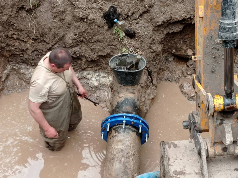 КП «Харківводоканал» відновлює подачу води мешканцям міста

