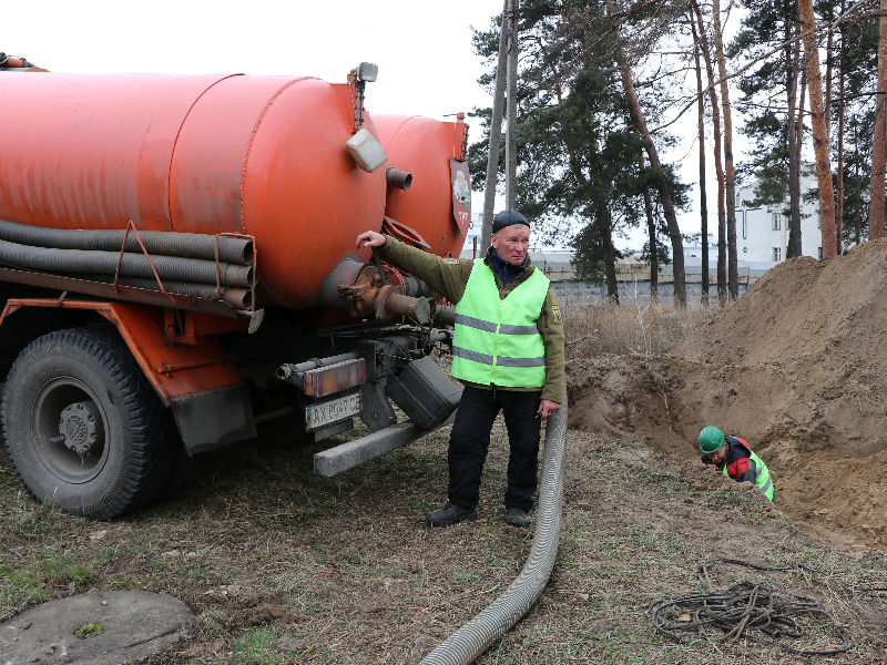 У Холодногірському районі оновили ділянку колектора