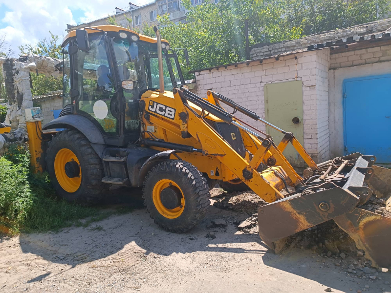 КП «Харківводоканал» продовжує перекладати трубопроводи