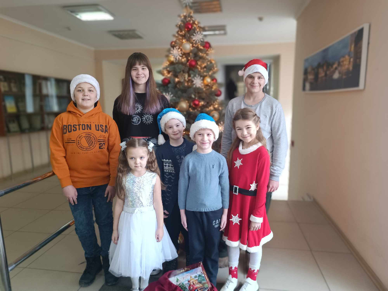 На «Харківводоканалі» привітали дітей із новорічними святами