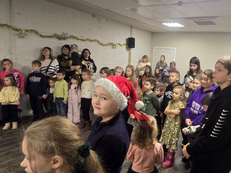 Дітям співробітників «Харківводоканалу» вручили новорічні подарунки