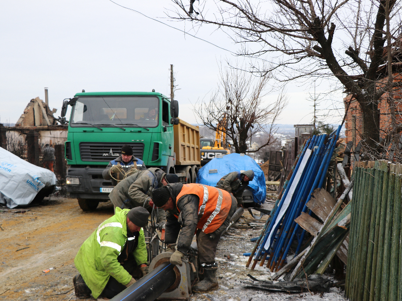 «Харківводоканал» відновлює пошкоджені ворогом об'єкти