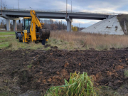 В Індустріальному районі усунули складну аварію на водоводі