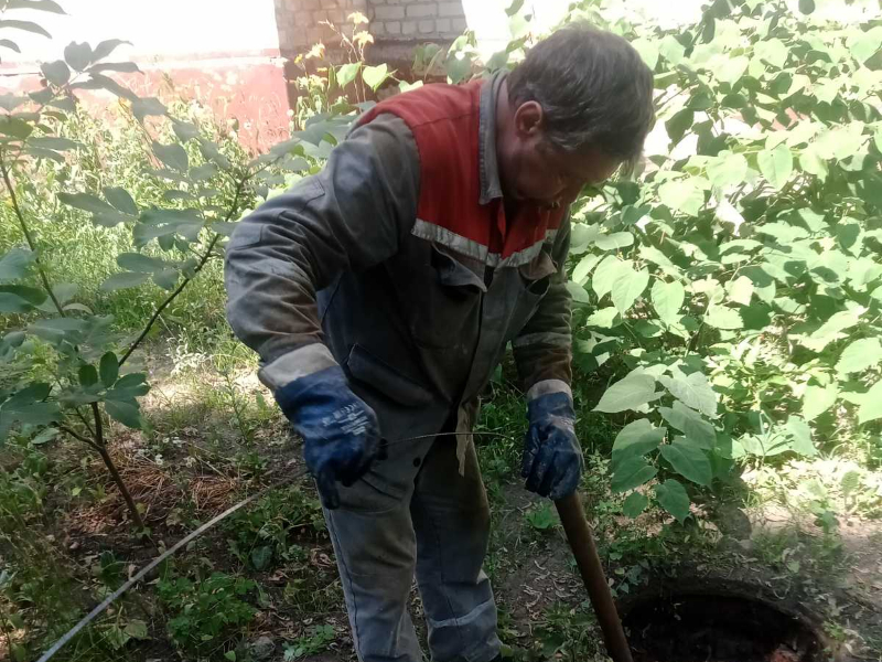 У Немишлянському районі інтенсивно відновлюють внутрішньобудинкові комунікації