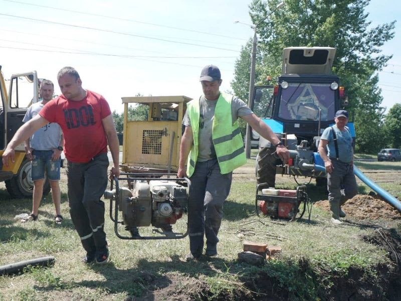 Аварійники КП «Харківводоканал» масштабно відновлюють трубопроводи