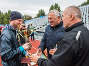 На стадіоні «Динамо» нагородили переможців чемпіонату Харкова з футболу серед аматорів