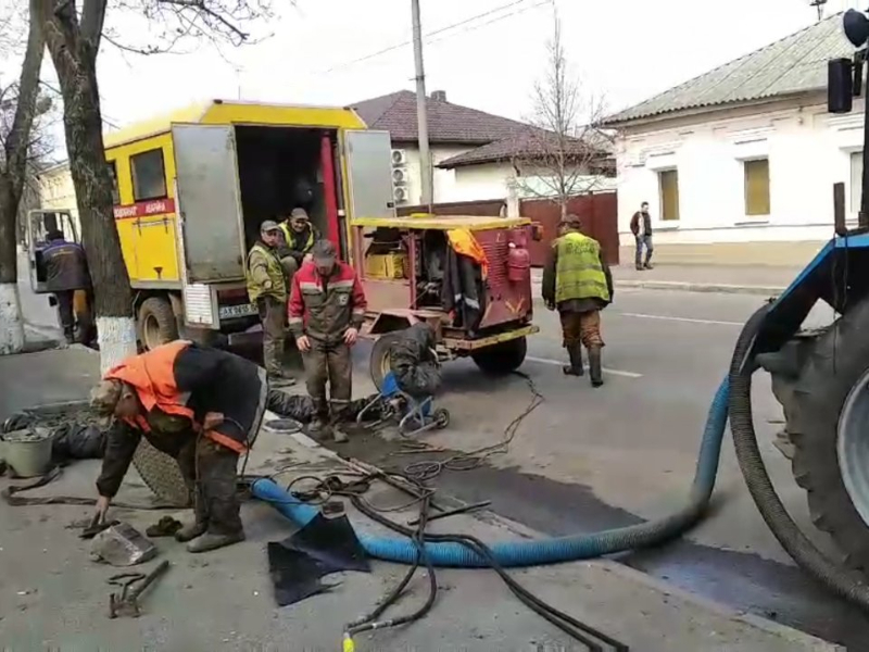 У Харкові відновлюють водопостачання