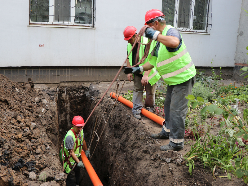 На Салтівці оновили 3,5 кілометрів комунікацій