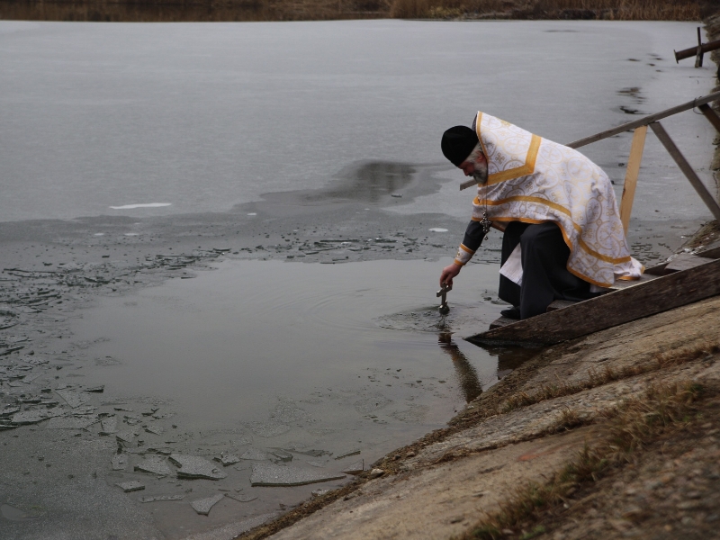 На комплексах водопідготовки «Донець» і «Дніпро» КП «Харківводоканал» освятили воду