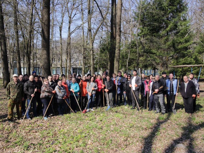 Співробітники  КП «Харківводоканал» прибрали територію площею близько 10 гектар