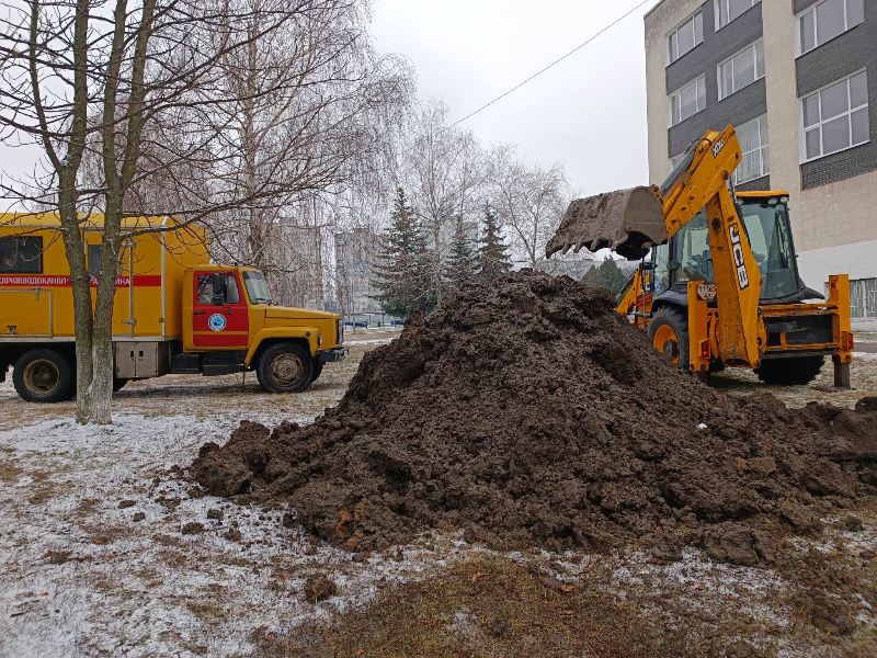 У Салтівському районі з початку року переклали понад 1500 м водоводів