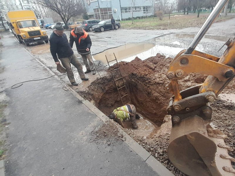 Бригади КП «Харківводоканал» оперативно усунули вісім пошкоджень на водоводах