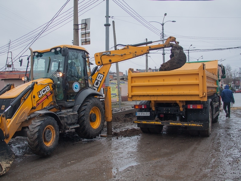 За три доби було усунено 53 пошкодження на водопровідних магістралях і вводах